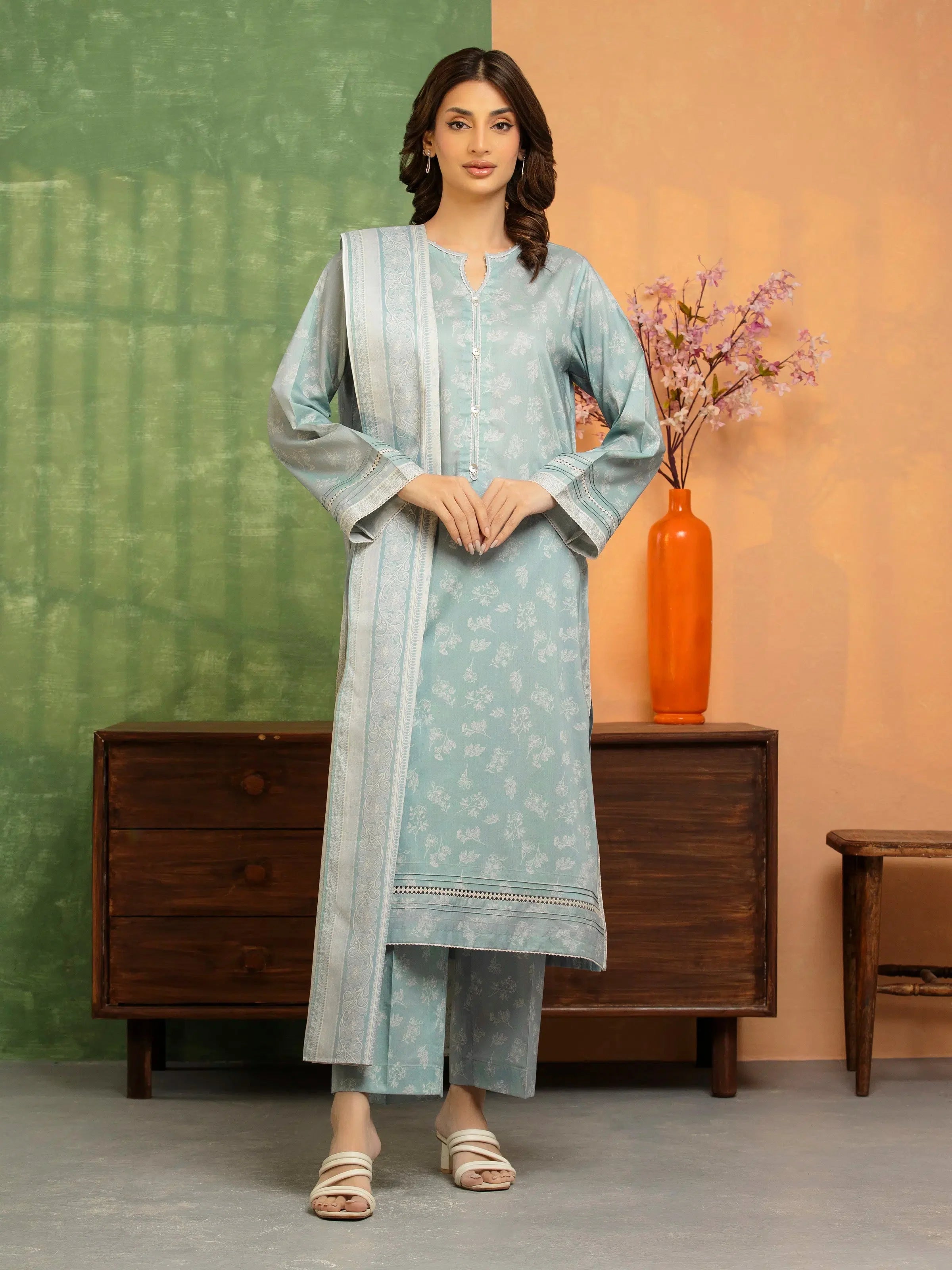 edenrobe Allure Lawn Unstitched Printed 3Pc Suit EWU5A1-35156