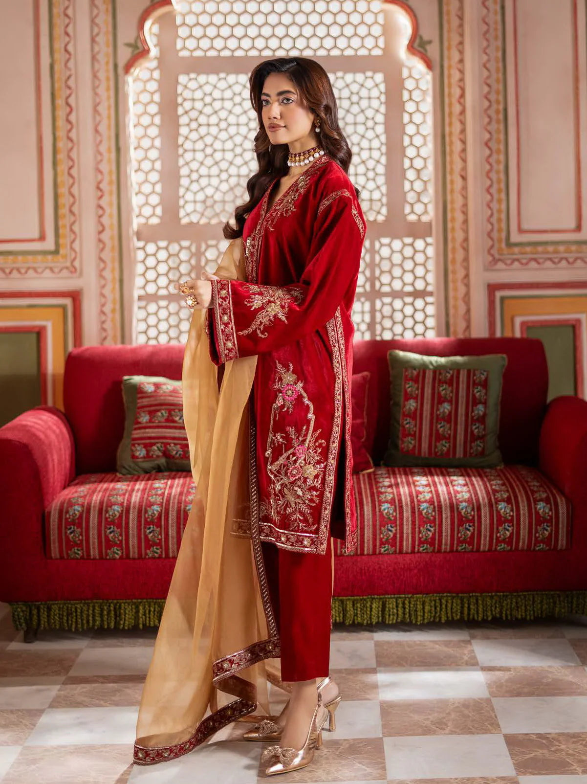 Charizma Signora Premium Embroidered Velvet Unstitched 3Pc Suit CVT4-17