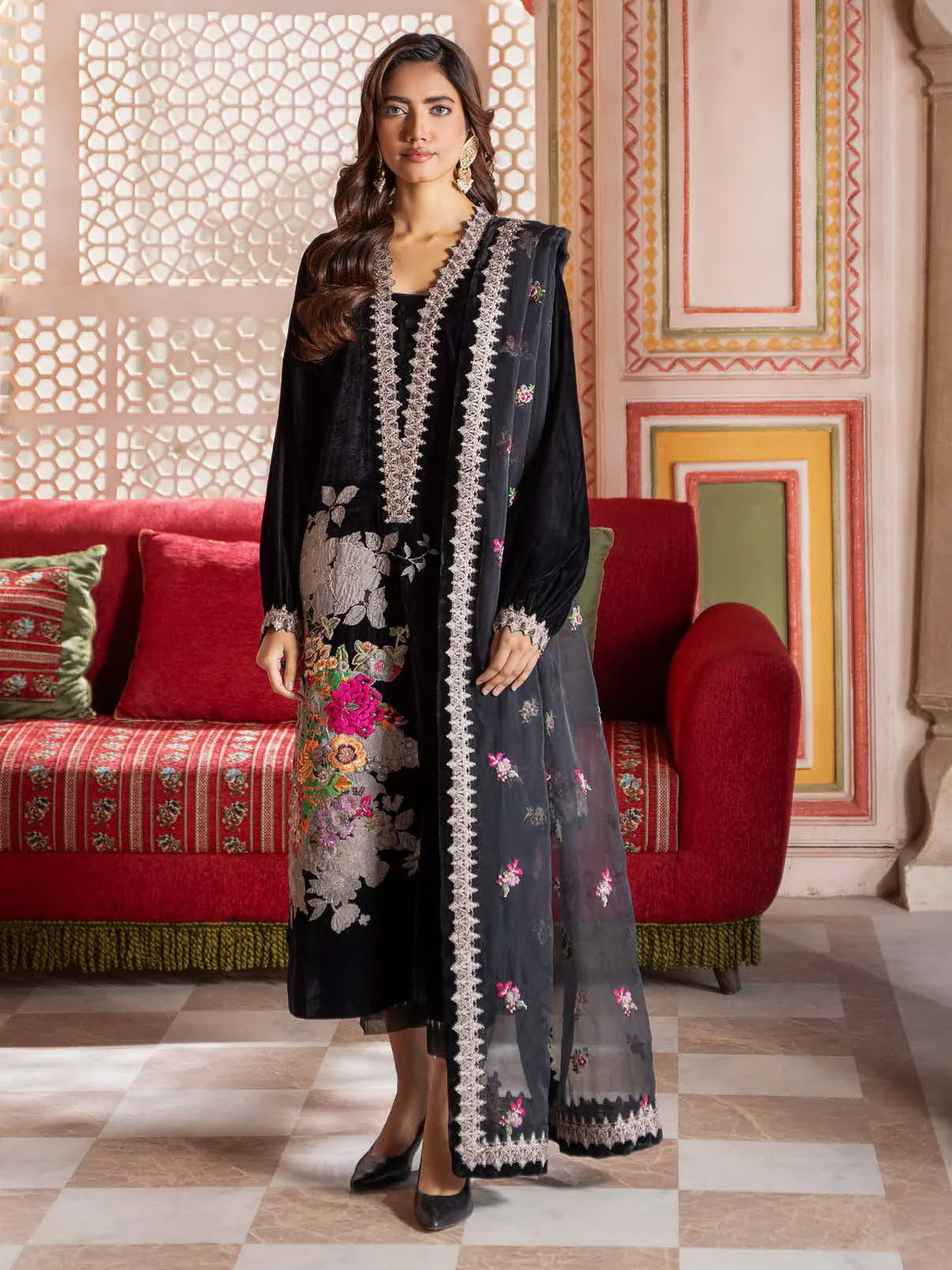 Charizma Signora Premium Embroidered Velvet Unstitched 3Pc Suit CVT4-18