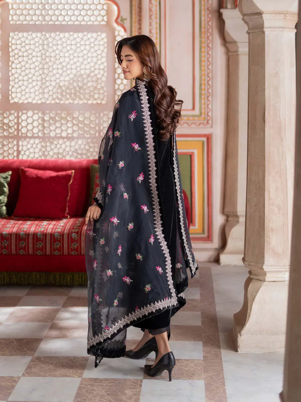 Charizma Signora Premium Embroidered Velvet Unstitched 3Pc Suit CVT4-18