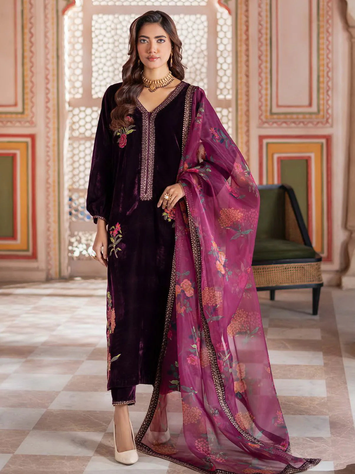 Charizma Signora Premium Embroidered Velvet Unstitched 3Pc Suit CVT4-19