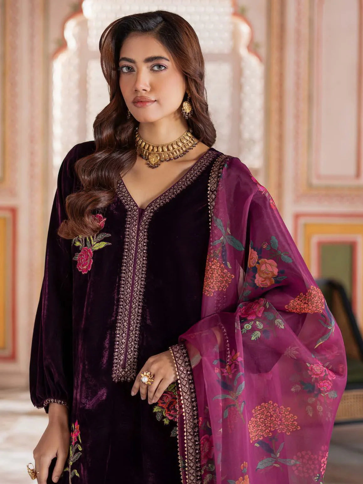 Charizma Signora Premium Embroidered Velvet Unstitched 3Pc Suit CVT4-19