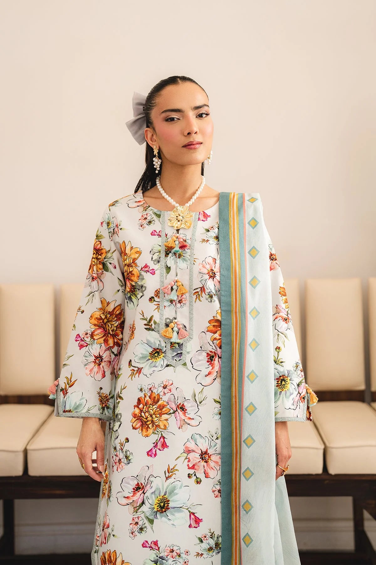 Alizeh Fashion Sheen Printed Lawn Unstitched 3Pc Suit AF-PL-6048-Celan