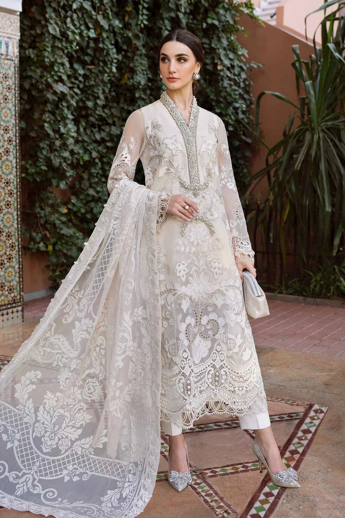 Maria.B Voyage a Luxe Embroidered Lawn Unstitched 3Pc Suit D-2506-A
