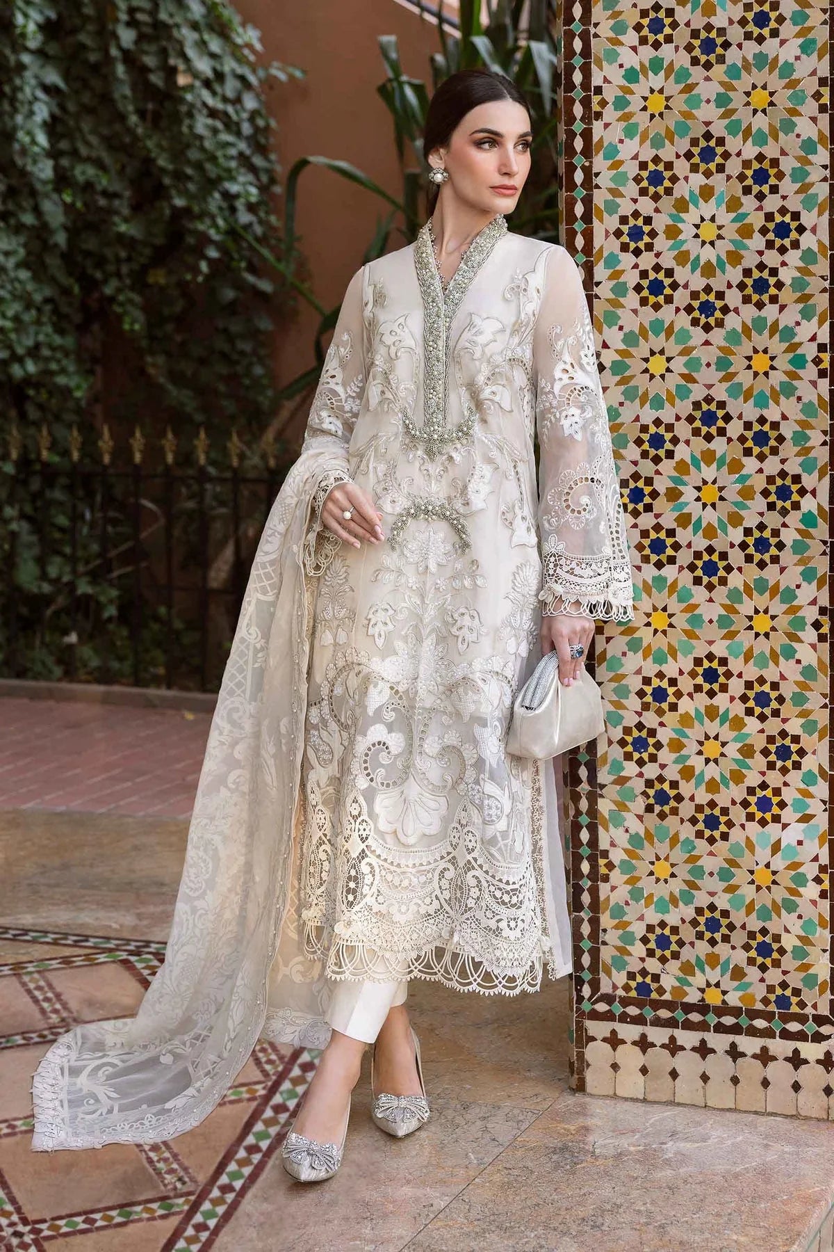 Maria.B Voyage a Luxe Embroidered Lawn Unstitched 3Pc Suit D-2506-A