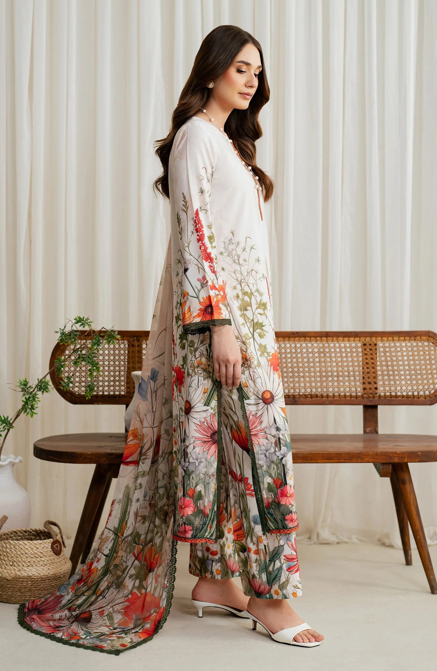 Zarif Co-Ords Unstitched Printed Georgette Silk 3Pc Suit ZGS 01 CREAM