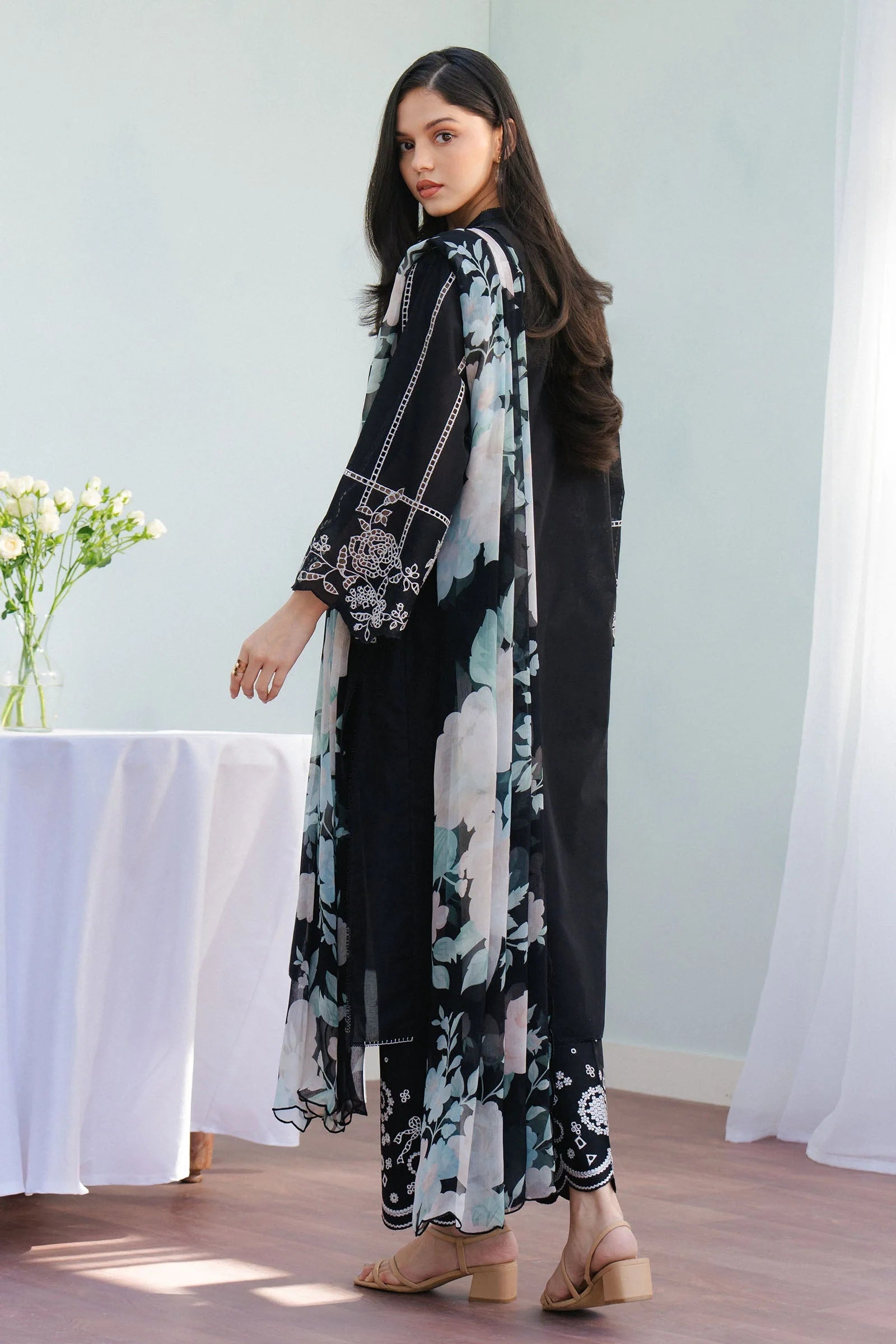 Coco by Zara Shahjahan Embroidered Lawn Unstitched 3Pc Suit D-07B ECLAT