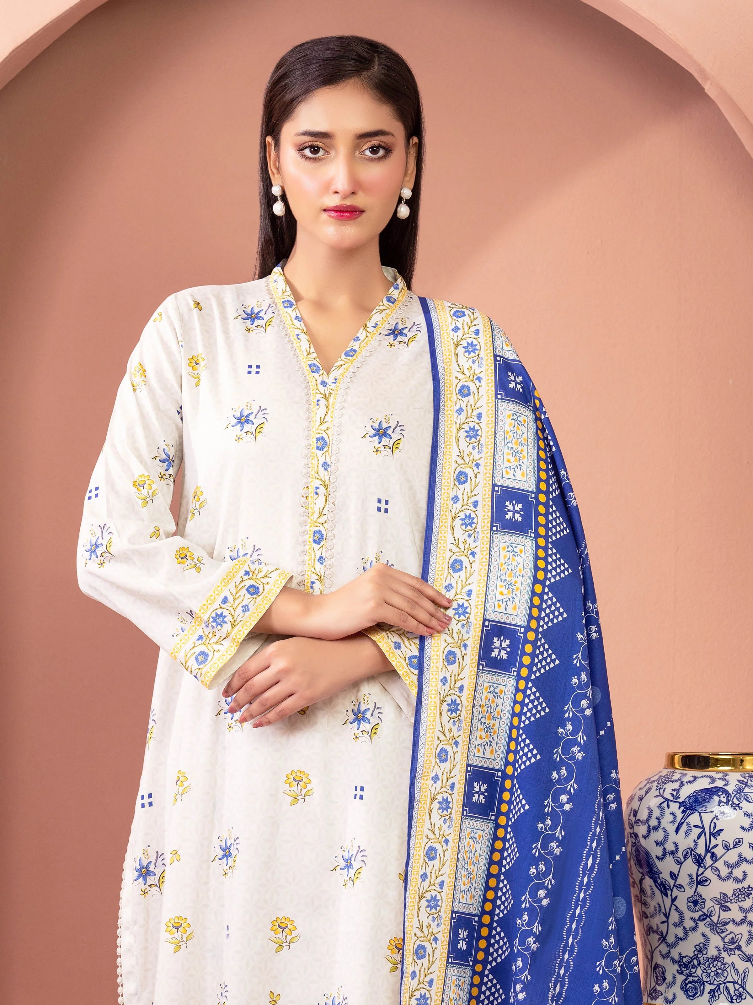 edenrobe Allure Lawn Unstitched Printed 3Pc Suit EWU5A1-35612