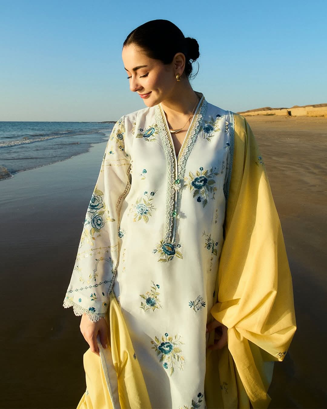 Coco by Zara Shahjahan Embroidered Lawn Unstitched 3Pc Suit D-10B NORA