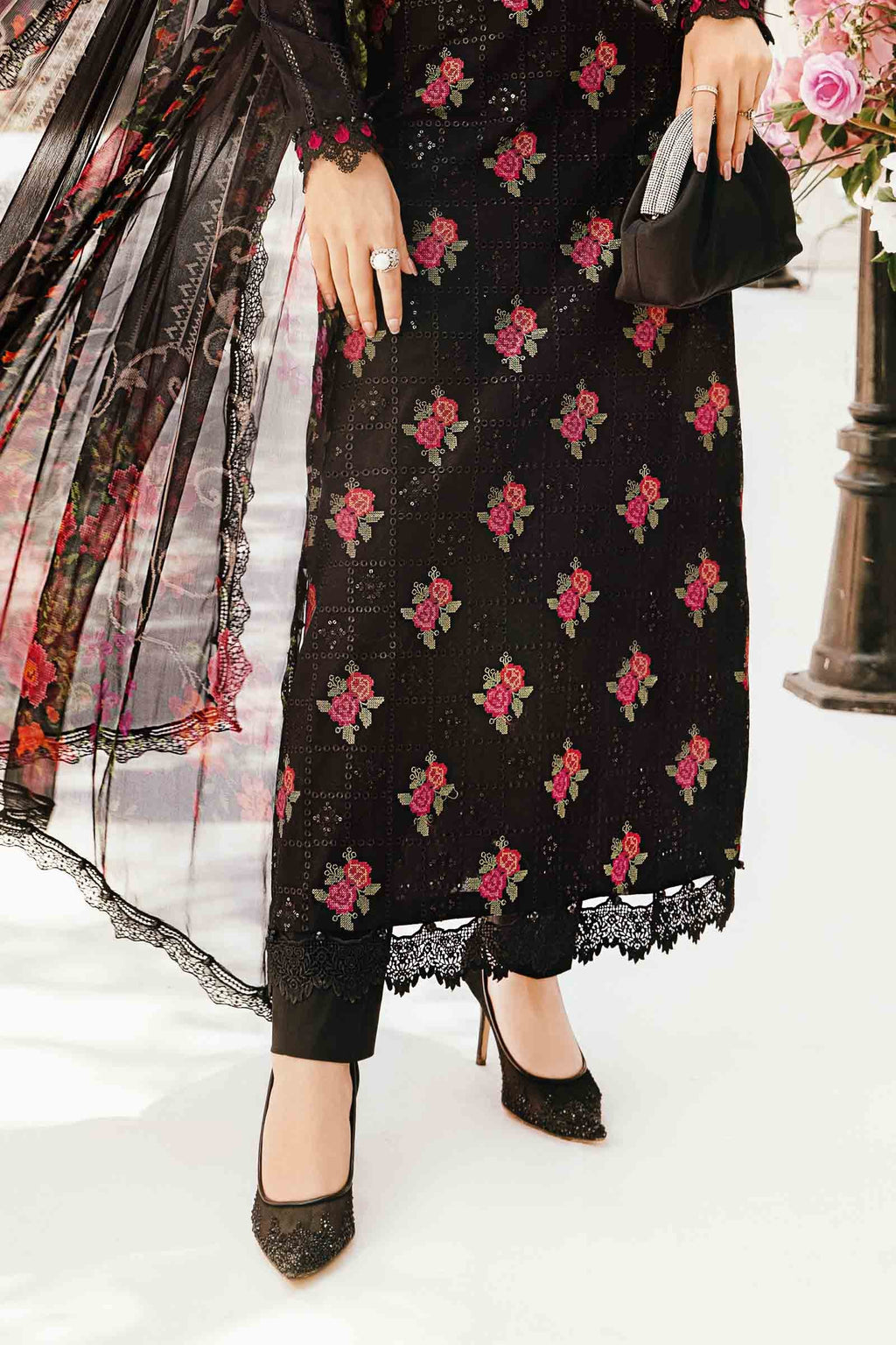 Maria.B MPrints Embroidered Lawn Unstitched 3Pc Suit MPT-2601-B