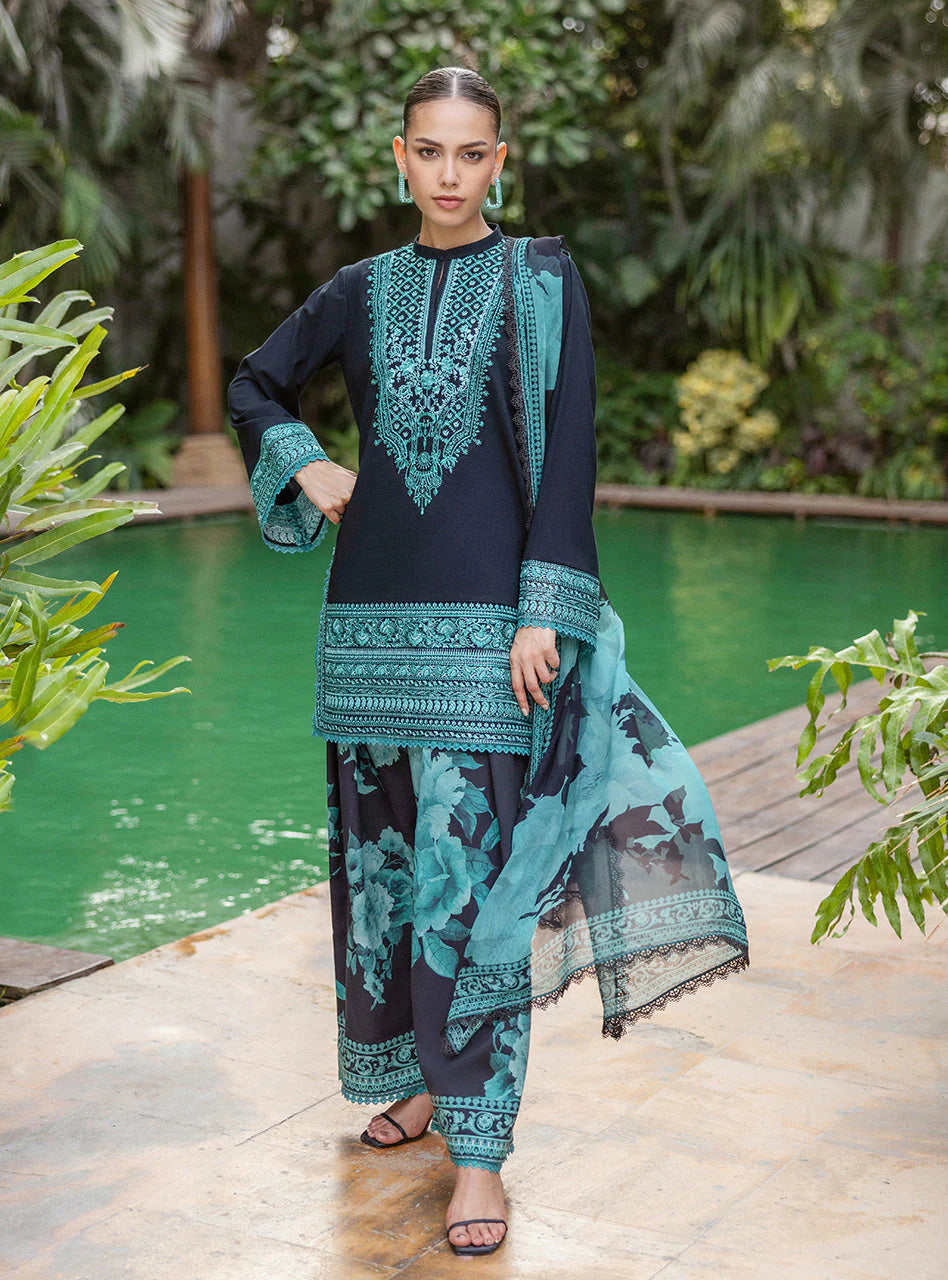 Zainab Chottani Tahra Embroidered Lawn Unstitched 3Pc Suit D-10 RAYA