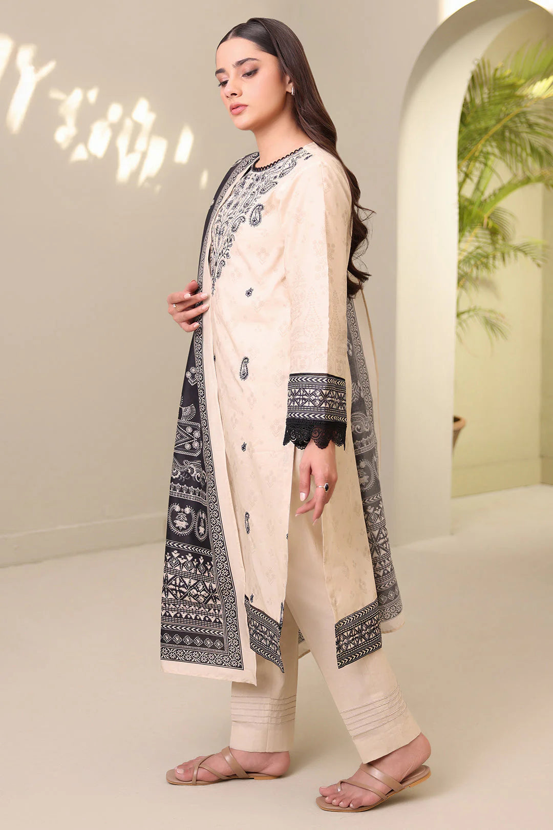 Zellbury Summer Embroidered Lawn Unstitched 3Pc Suit WUS25E30274