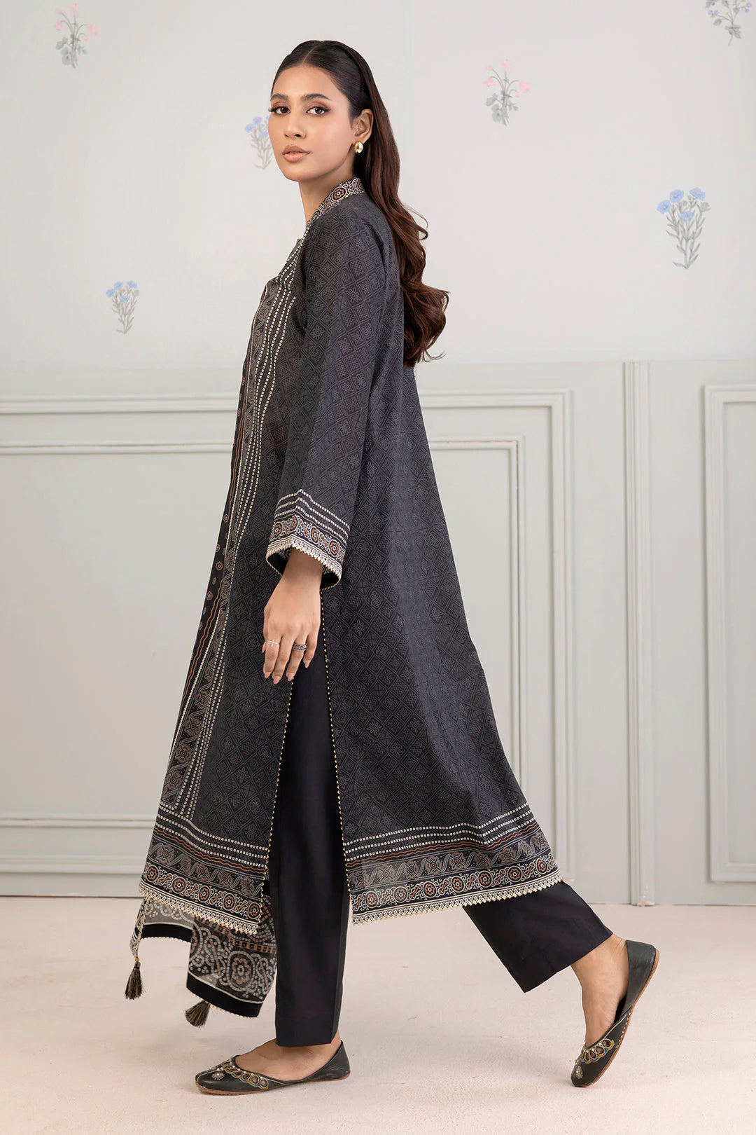 Zellbury Summer Printed Lawn Unstitched 3Pc Suit WUS25X30434