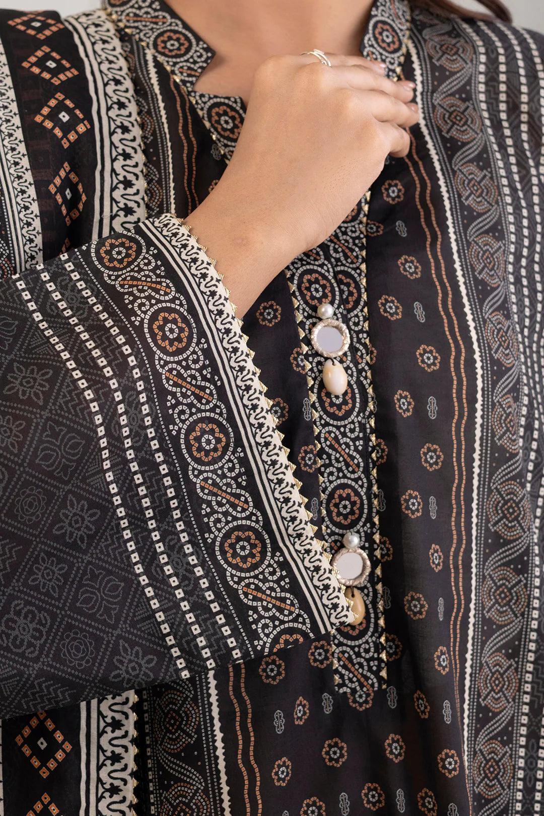 Zellbury Summer Printed Lawn Unstitched 3Pc Suit WUS25X30434