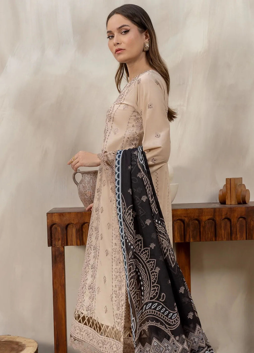 Zarif Festive Chikankari Lawn Unstitched 3Pc Suit ZFL-07 Chamila